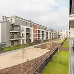 Wilanow Holzera Elegant Apartment With Sauna, Gym & Parking By Noclegi Renters