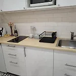 Warsaw Center Apartment Emilii Plater