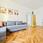 Baja Apartment Warsaw