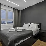 12Th Floor Wola Modern Apartment