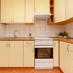 Bright & Cozy Apartments In The City Center By Noclegi Renters
