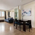 Warsaw Concierge Metro Wilanowska Gym & Pool