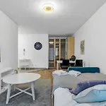 Metro Bemowo Comfort Studio