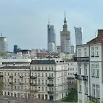 Elegant Apartament With An Amazing City View!