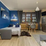 Rent Like Home - Comfortable Studio Sapiezynska