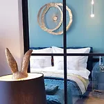 Old Town Apartment B By Better Place