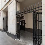 Rent Like Home - Sniadeckich 1/15