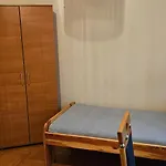 Hostel Moc