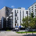 Aleja Solidarnosci 60B II By Noclegi Renters