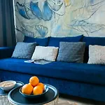Nowogrodzka 78 - Apartament Dla 4 Osob - 200M Od Szpitala Klinicznego Na Lindleya - 1Km Do Dworca Centralnego - Wifi - Smart Tv 45 Cali
