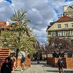 Atmospheric Apartment Next To Warsaw Old Town Square By Noclegi Renters