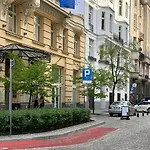 Warsaw Center 110M2