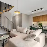 Warsaw Prestige Suites - Two-Level Loft, 72M2, 1000Mbs Internet, Parking, Gym - By Rentujemy