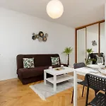 Hipoteka Apartment By Renters