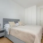 Elegant Apartments With Balcony & Parking Warsaw By Noclegi Renters