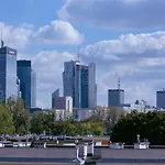 Pawia 51 - Piekny Wiok Na Centrum Warszawy - Duzy Balkon - Smart Tv 55 Cali Wifi - Good Apartments