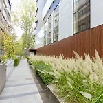 Pawia 51 - Piekny Wiok Na Centrum Warszawy - Duzy Balkon - Smart Tv 55 Cali Wifi - Good Apartments