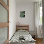 Family Apartment On Saska Kepa