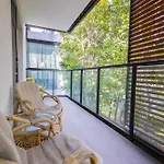 Clicktheflat Artistic Estate Apartment