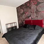 New Apartment Mona Warsaw Red