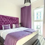 Apartamenty Vola Residence