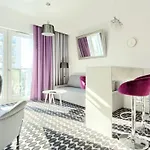 Apartamenty Vola Residence