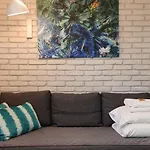 Be My Guest- Fontany Luxury Apartment Metro Wi-Fi Free Parking Zone