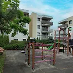 Wincentego Park Apartment By Renters