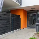 Trendy Warsaw Apartment With 2 Bedrooms, Balcony & Parking By Noclegi Renters