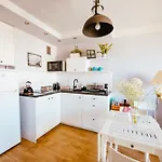Mirowska Apartment