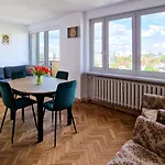 Spacious Flat With Amazing View - Fast Wifi