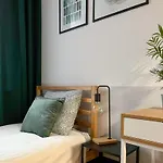 Shape&Color Premium Hostel