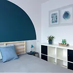 Shape&Color Premium Hostel