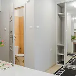 Comfy Flat In The City Center. Great View.
