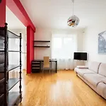 Iwicka Red Studio