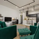Luxury Warsaw Apartment With Furnished Terrace, Garden And Parking By Noclegi Renters