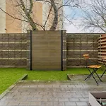 Luxury Warsaw Apartment With Furnished Terrace, Garden And Parking By Noclegi Renters