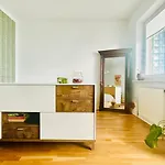 Metropolitan Apartment Warsaw