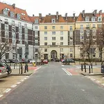Wyzwolenia Apt , Lazienki Park & Zbawiciela Sq. 2\'