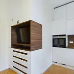 Bright Studio Near The Palace Of Culture & Science By Noclegi Renters