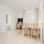 Bright Apartment In Warsaw Center With Two Bedrooms And Balcony By Noclegi Renters