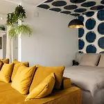 Relax Apartment Hoza / Poznanska