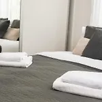 Aleja Krakowska Comfy Apartment