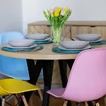 Apartment In The Heart Of Warsaw By Rent Like Home