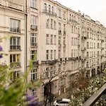 Relax Apartment Hoza / Poznanska
