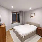 Apartament Z Biokominkem Blisko Lotniska