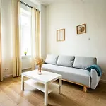 Stylish Apartment In Warsaw