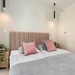 Premium Green Tea Apartment Herbu Oksza