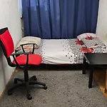 Oddzielny Pokoj We Wspolnym Mieszkaniu