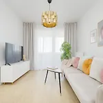 Stylish Glam Apartment Przedpole In Warsaw By Renters